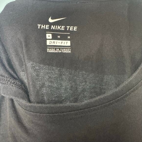 87. Nike Dri-FIT Tank Top – Size Medium - Picture 3 of 3